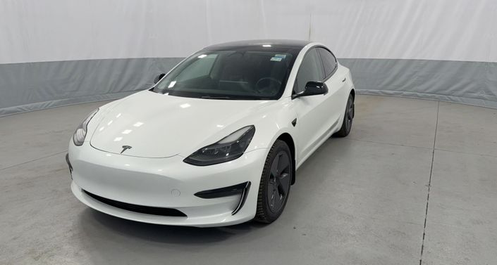 Thumbnail: 2023 Tesla Model 3 - 1