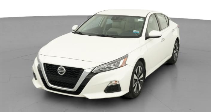 Thumbnail: 2022 Nissan Altima - 1
