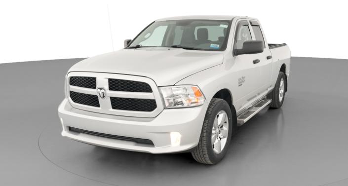 Thumbnail: 2019 RAM 1500 Classic - 1