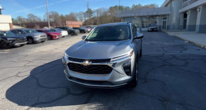 Thumbnail: 2025 Chevrolet Trax - 1