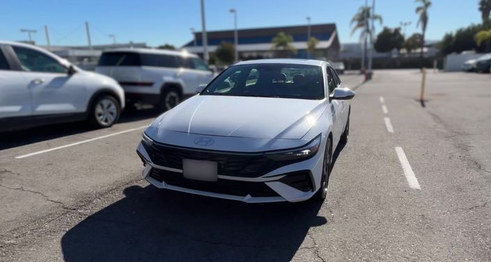 Thumbnail: 2025 Hyundai Elantra - 1