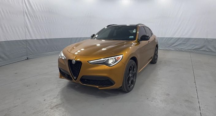 Thumbnail: 2022 Alfa Romeo Stelvio - 1