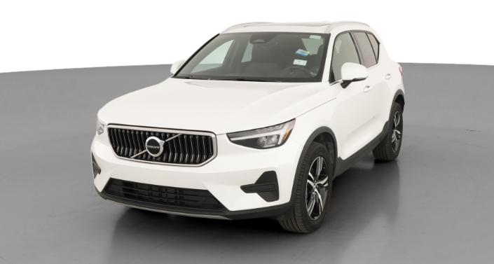 Thumbnail: 2025 Volvo XC40 - 1