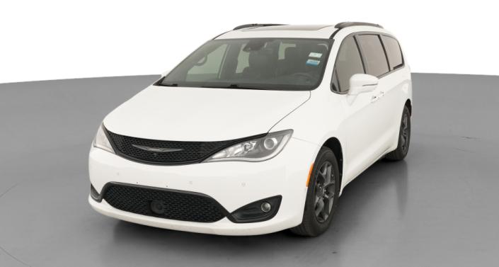 Thumbnail: 2018 Chrysler Pacifica - 1