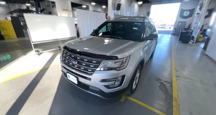 Thumbnail: 2017 Ford Explorer - 1