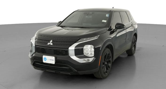 Thumbnail: 2023 Mitsubishi Outlander - 1