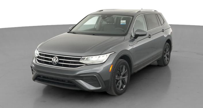 Thumbnail: 2022 Volkswagen Tiguan - 1