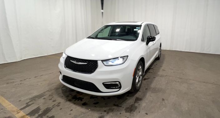 Thumbnail: 2024 Chrysler Pacifica - 1