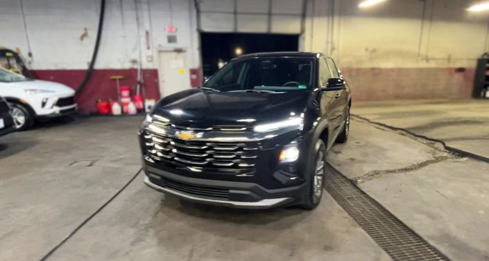 Thumbnail: 2025 Chevrolet Equinox - 1