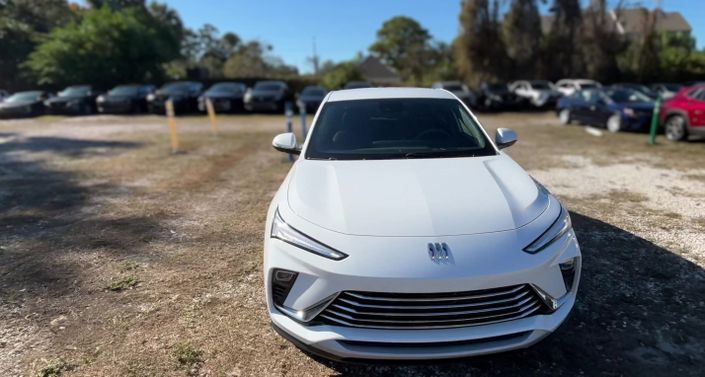 Thumbnail: 2025 Buick Envista - 1