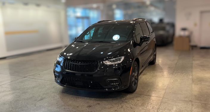 Thumbnail: 2025 Chrysler Pacifica - 1