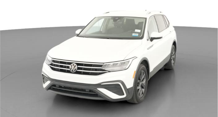 Thumbnail: 2023 Volkswagen Tiguan - 1