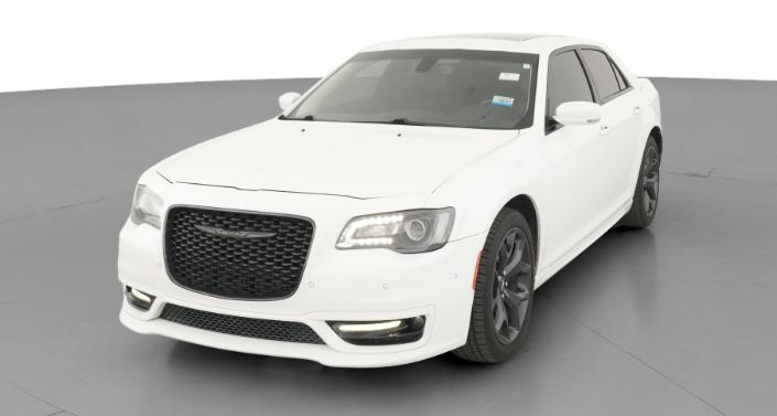Thumbnail: 2022 Chrysler 300 - 1