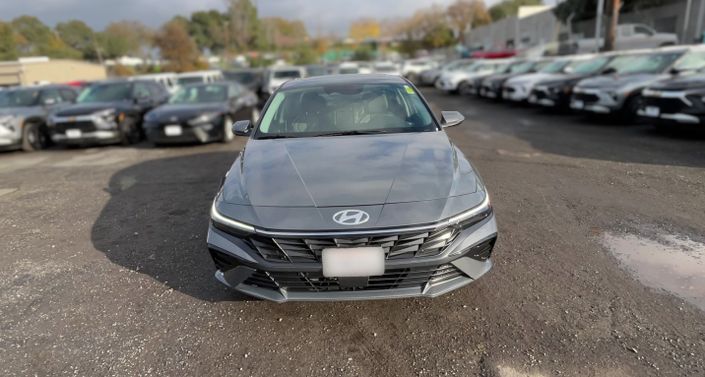 Thumbnail: 2025 Hyundai Elantra - 1