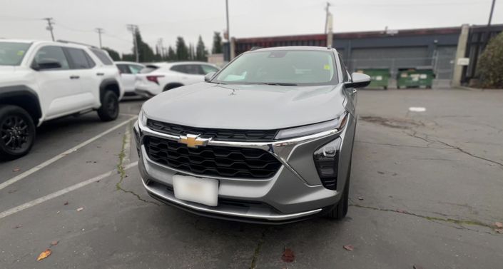 Thumbnail: 2025 Chevrolet Trax - 1