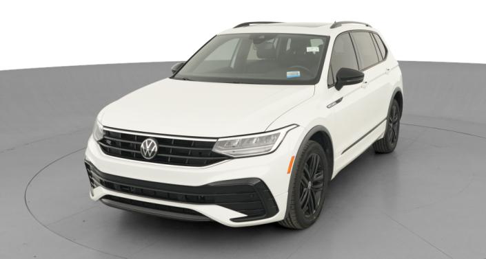Thumbnail: 2022 Volkswagen Tiguan - 1