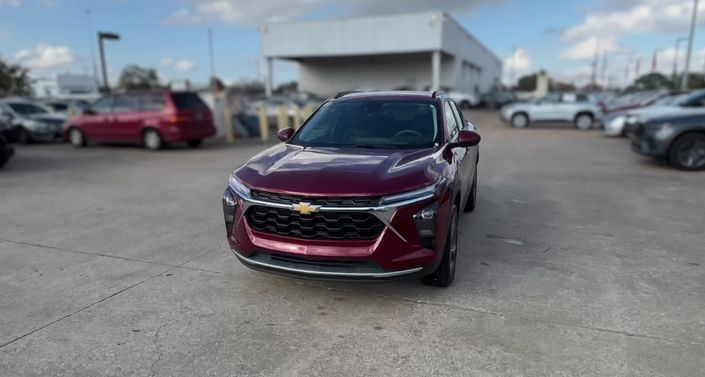 Thumbnail: 2025 Chevrolet Trax - 1