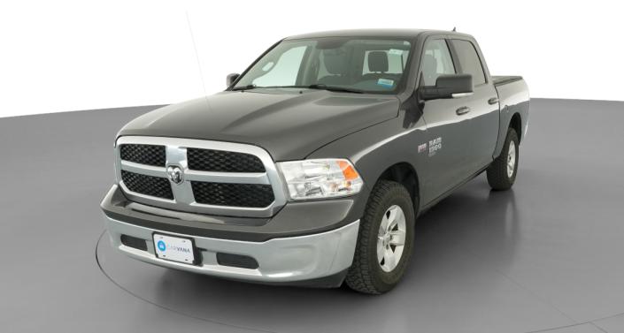 Thumbnail: 2019 RAM 1500 Classic - 1