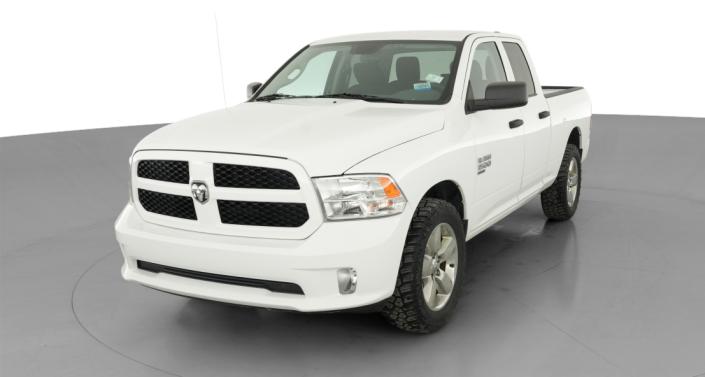 Thumbnail: 2019 RAM 1500 Classic - 1