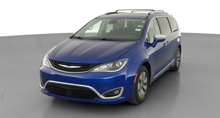 Thumbnail: 2019 Chrysler Pacifica - 1