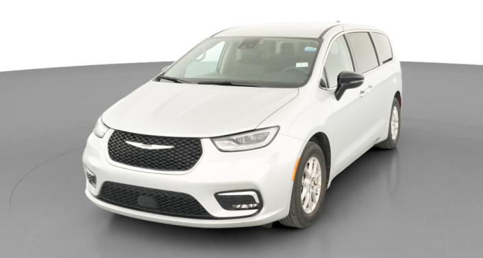 Thumbnail: 2024 Chrysler Pacifica - 1