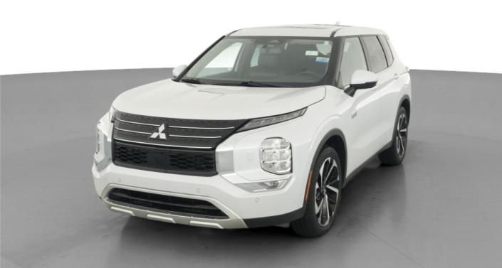 Thumbnail: 2023 Mitsubishi Outlander - 1