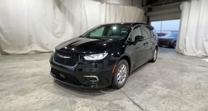 Thumbnail: 2024 Chrysler Pacifica - 1