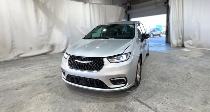 Thumbnail: 2024 Chrysler Pacifica - 1