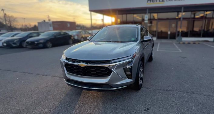 Thumbnail: 2025 Chevrolet Trax - 1