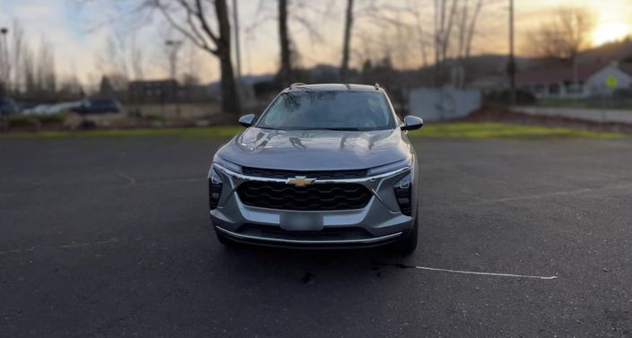 Thumbnail: 2025 Chevrolet Trax - 1