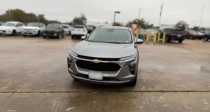 Thumbnail: 2025 Chevrolet Trax - 1