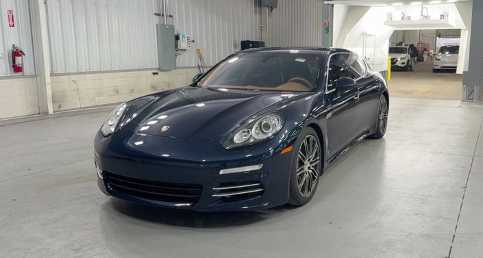 2015 Porsche Panamera 4S Executive -
                  Kansas City, MO