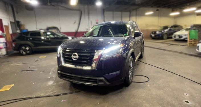 Thumbnail: 2025 Nissan Pathfinder - 1