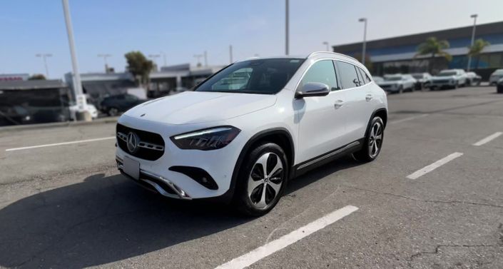 Thumbnail: 2025 Mercedes-Benz GLA - 1