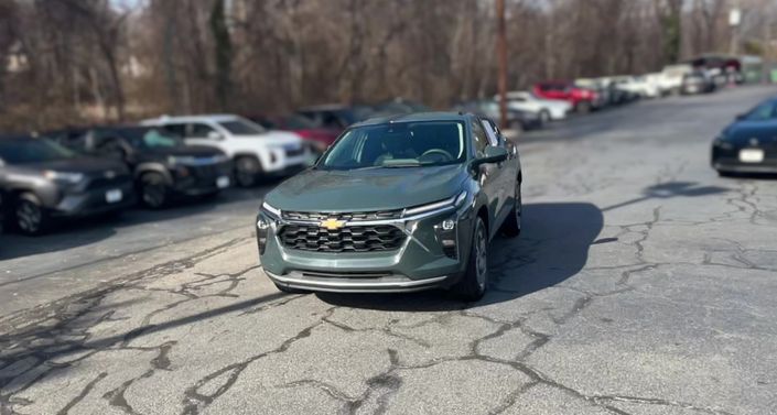 Thumbnail: 2025 Chevrolet Trax - 1