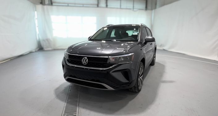 Thumbnail: 2022 Volkswagen Taos - 1