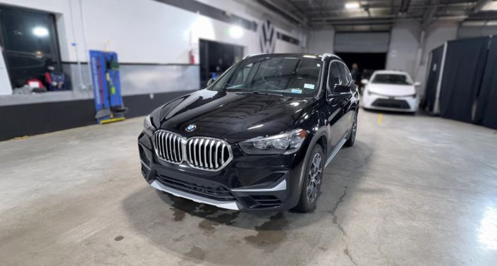 Thumbnail: 2022 BMW X1 - 1