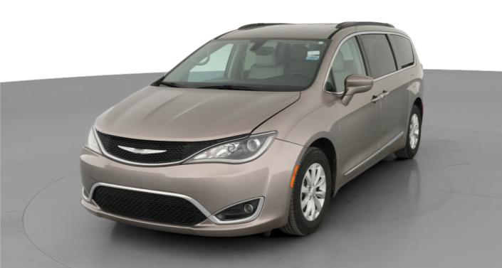 Thumbnail: 2017 Chrysler Pacifica - 1