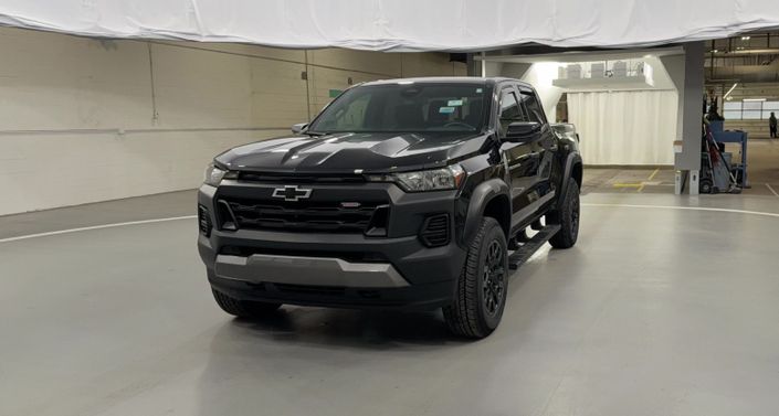 Thumbnail: 2023 Chevrolet Colorado - 1