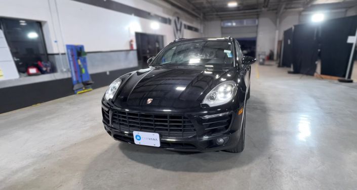 2018 Porsche Macan Base -
                  Fairview, OR