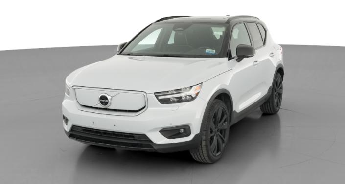 Thumbnail: 2021 Volvo XC40 - 1