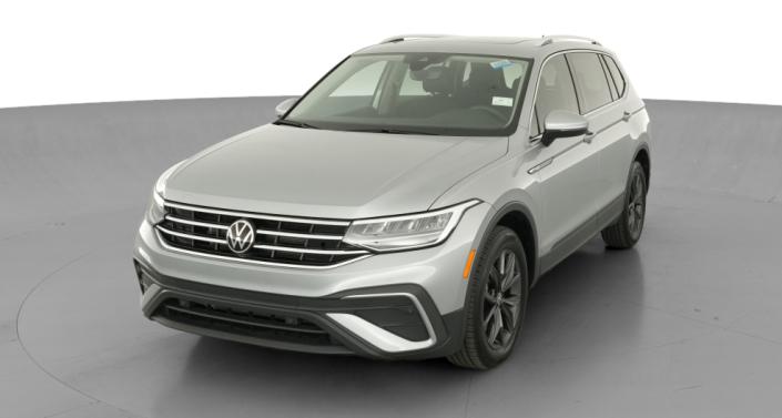 Thumbnail: 2023 Volkswagen Tiguan - 1