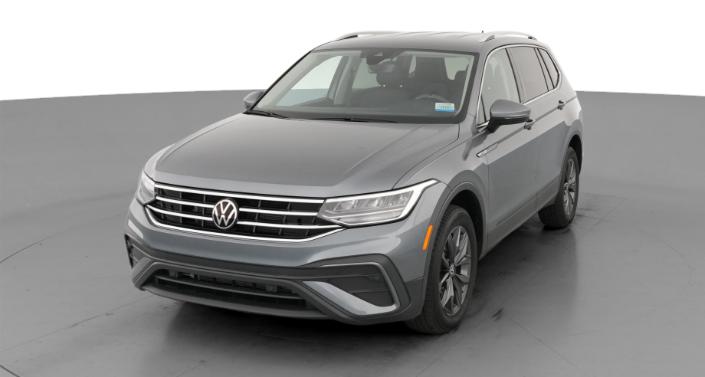 Thumbnail: 2023 Volkswagen Tiguan - 1