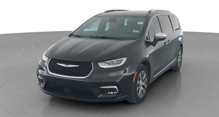Thumbnail: 2022 Chrysler Pacifica - 1