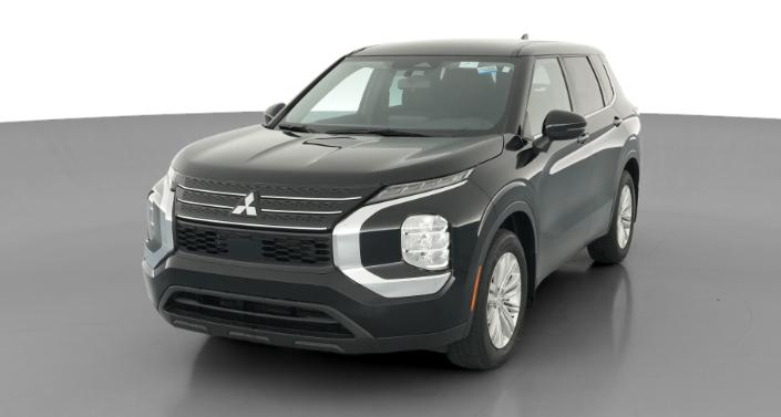 Thumbnail: 2023 Mitsubishi Outlander - 1