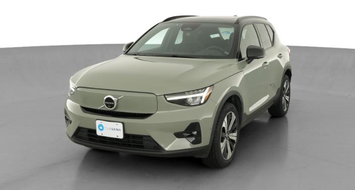 Thumbnail: 2023 Volvo XC40 - 1