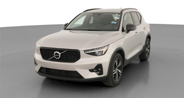 Thumbnail: 2023 Volvo XC40 - 1