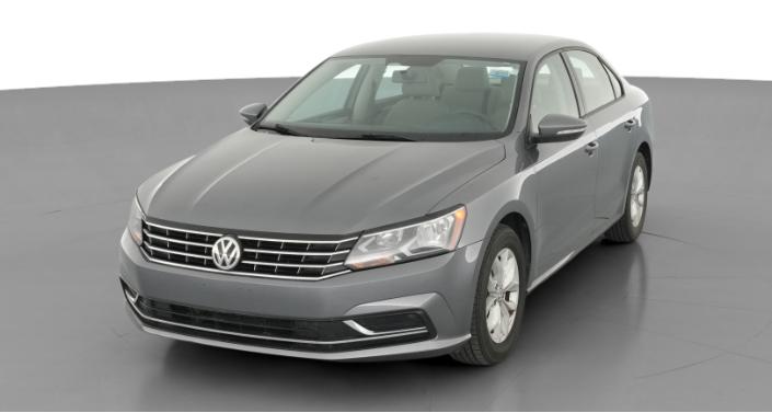 Thumbnail: 2018 Volkswagen Passat - 1