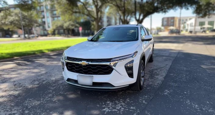 Thumbnail: 2025 Chevrolet Trax - 1