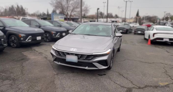 Thumbnail: 2025 Hyundai Elantra - 1